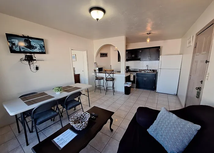 #55 Suite Bungalow Seaside Hotel & Victors Rv Park